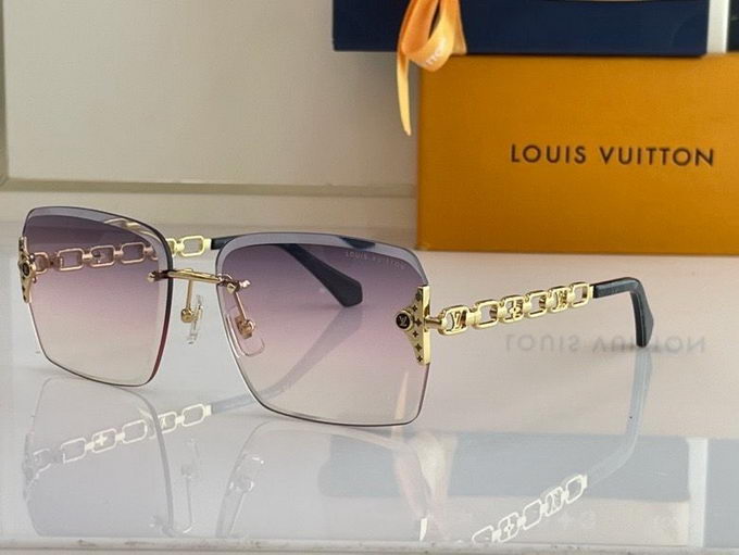 Louis Vuitton Sunglasses ID:20230516-324